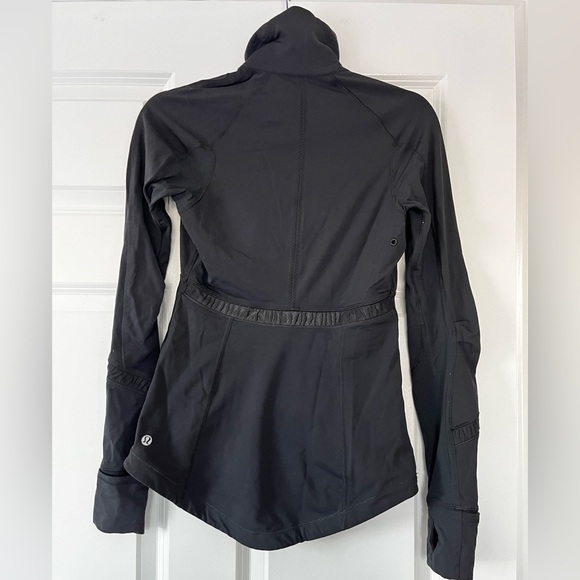 Lulu lemon running zip up jacket/sweater - Picture 5 of 7